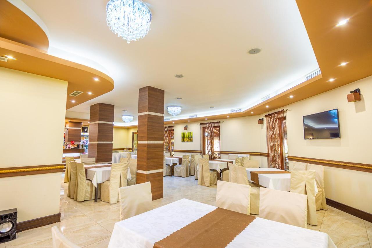 Eco Hotel Momata Kolarovo Exteriér fotografie