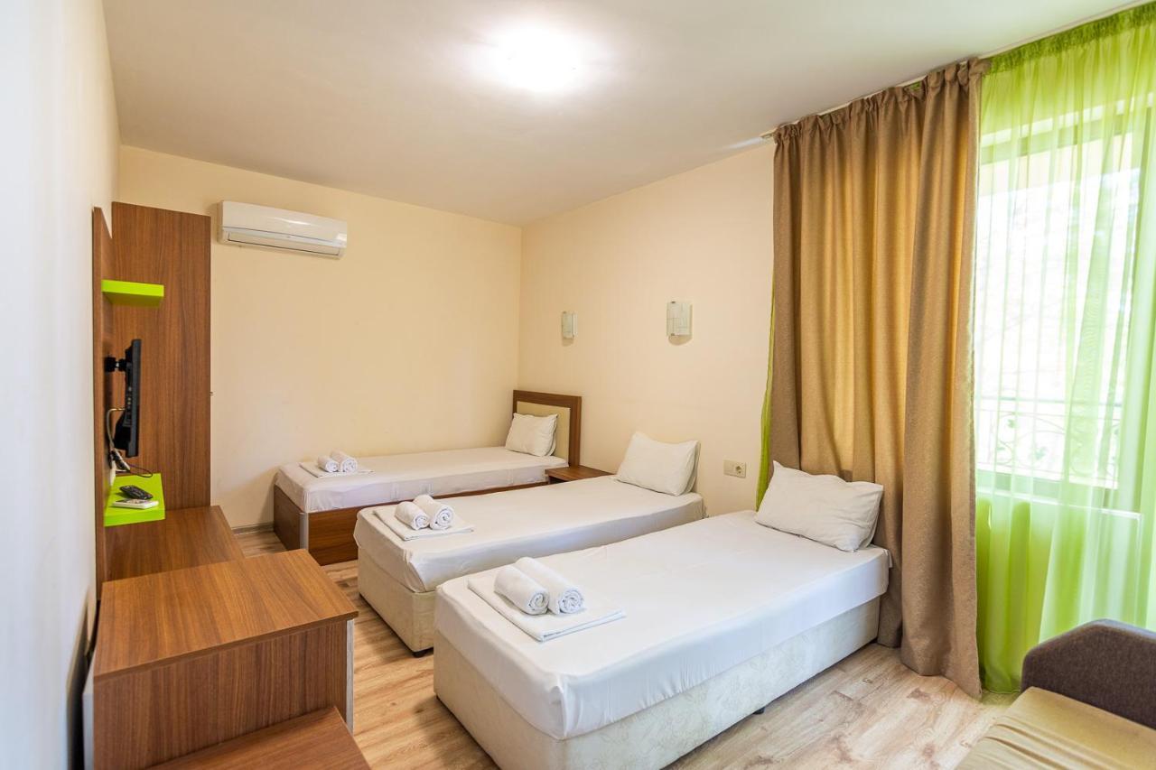 Eco Hotel Momata Kolarovo Exteriér fotografie