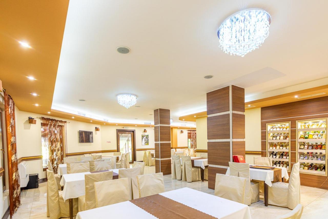 Eco Hotel Momata Kolarovo Exteriér fotografie