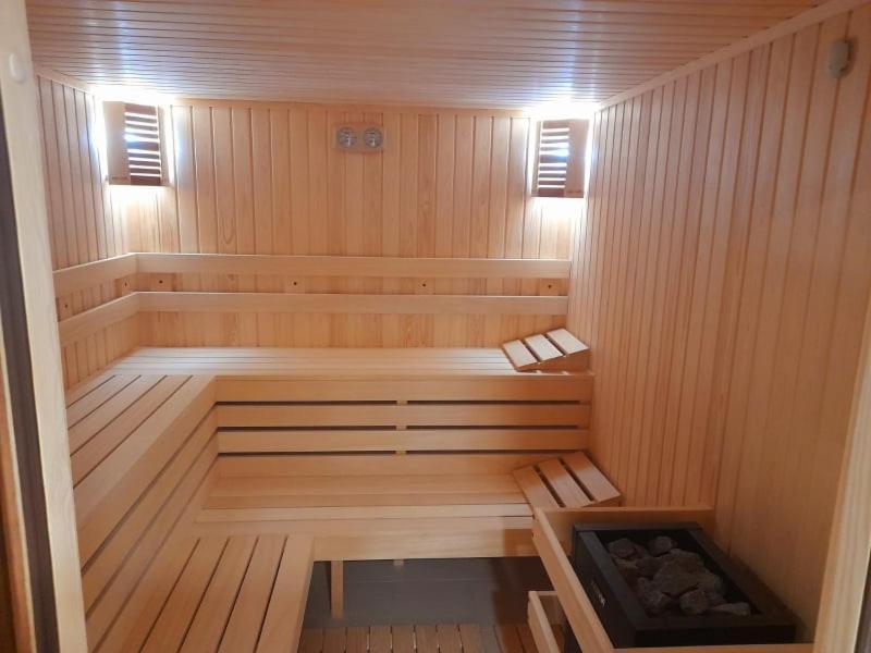 Eco Hotel Momata Kolarovo Exteriér fotografie